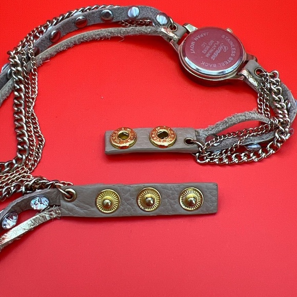 Geneva Platinum Leather Wrap Watch - Picture 7 of 12